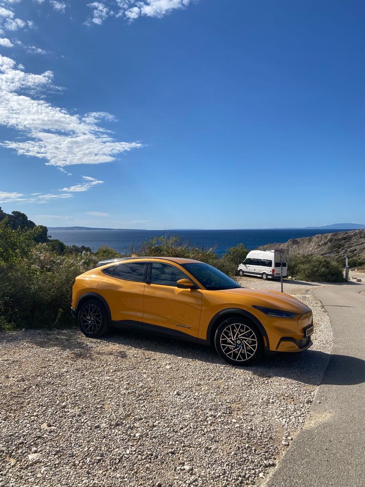 Ford Mustang Mach-E in Stara Baška