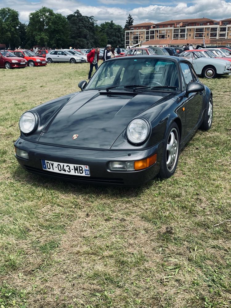   Porsche 911 (964) in Feurs
